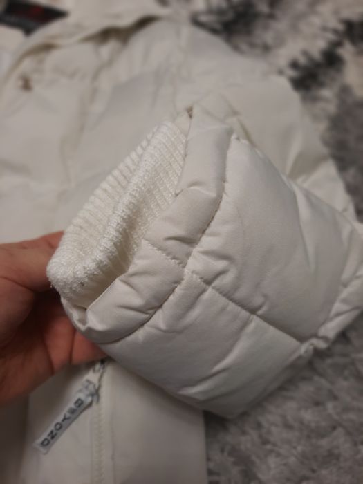Зимняя  женская белая куртка L