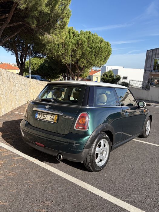 Mini Cooper bom estado
