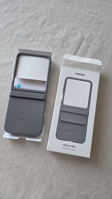 ZFlip6 dentro da garantia (Samsung Galaxy com IA)