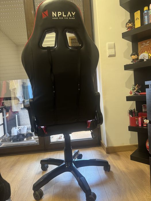 Cadeira Gaming NPLAY Vermelha/Preta – Como Nova!