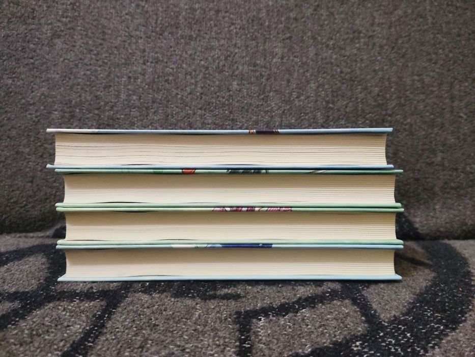 Продам комплект книг Карлотта 4 штуки Дагмар Хосфельд