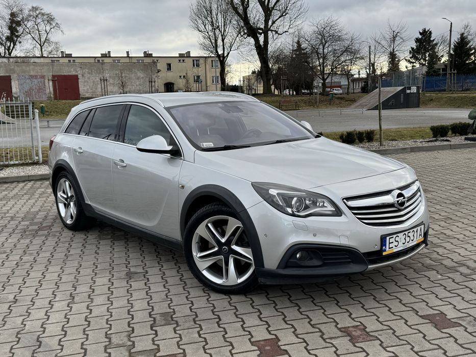 Country tourer , 4x4 , 250 km , lift , automat , bezwypadkowy