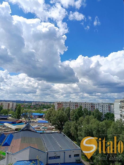 Продаж 4- кімнатної квартири в Осипенківському мікрорайоні!