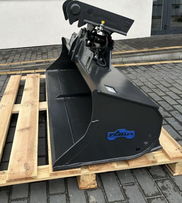 Łyzka skarpowa 1500  do koparko ładowarki jcb 3cx Cat  case  ostrowek