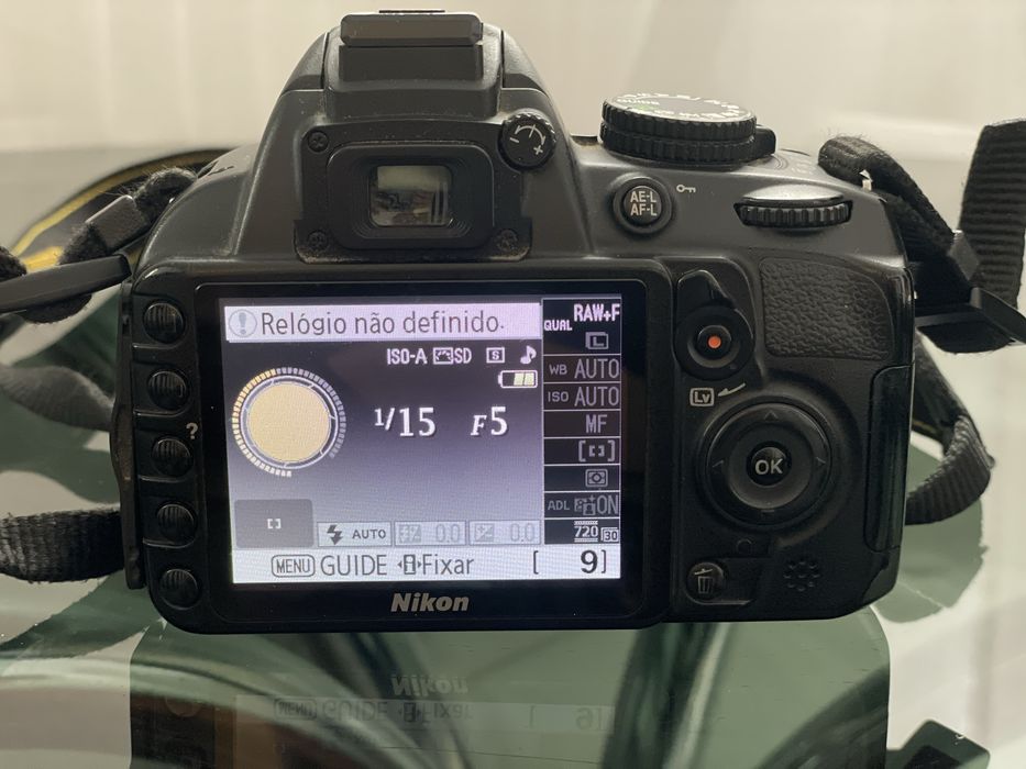 Nikon D3100 + bolsa de transporte