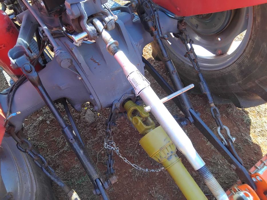 Trator Massey Ferguson 133 Impecável
