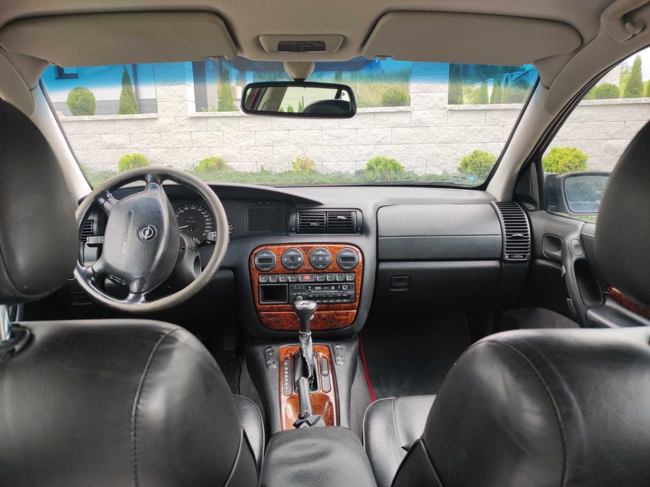 Opel Omega kombi 2.5KT autom Klima Skórzana tapicerka
