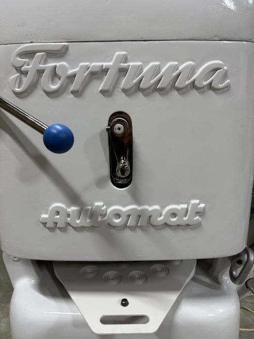 Дільник округлювач для булочок. Делитель округлитель Fortuna 3 automat