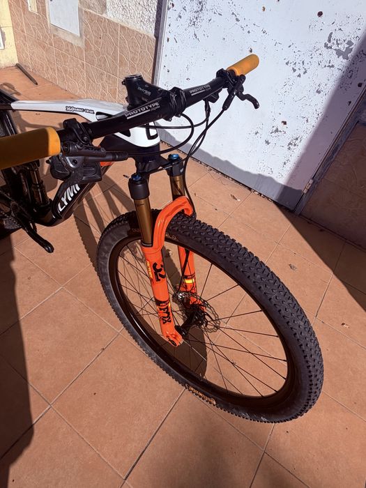 Olympia F1X Carbon