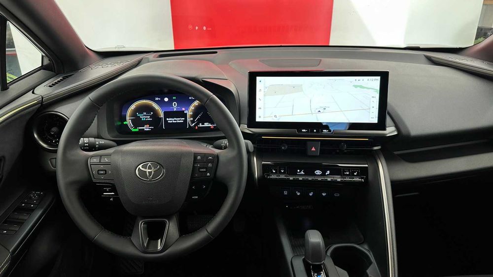 Toyota C-HR 2024 2.0 Hybrid e-CVT AWD-i • Premium Premiere Edition