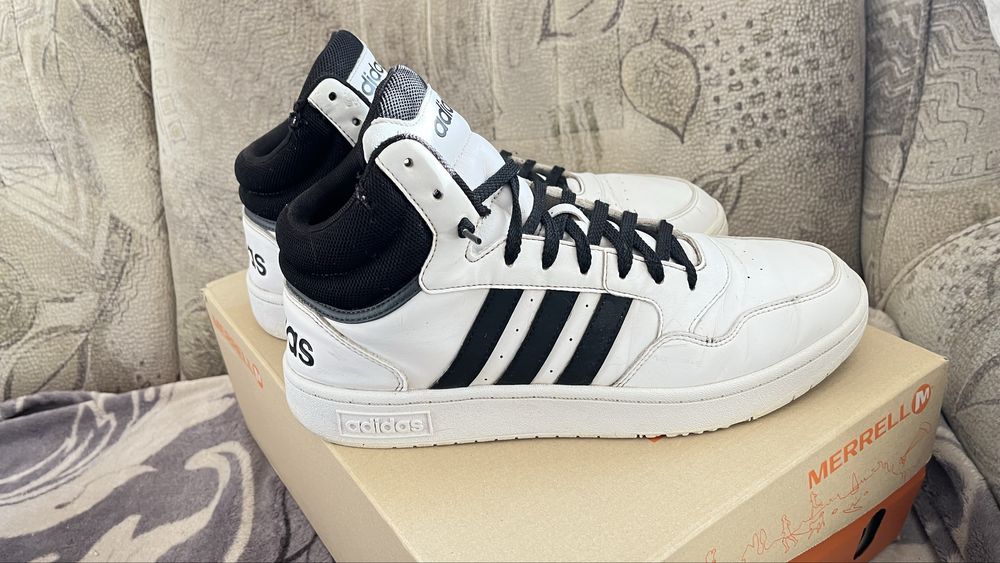 Кросівки adidas високі