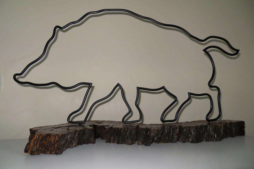 Ferro dobrado á mão