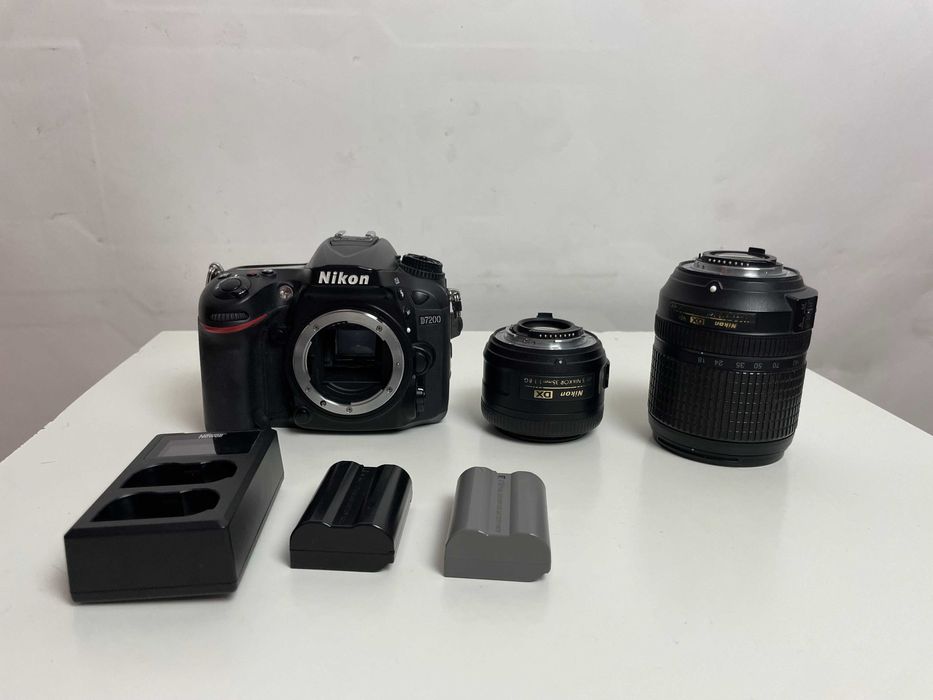 Kit Nikon D7200 + 35mm 1.8 + (oferta) 18-140mm + 2 baterias originais