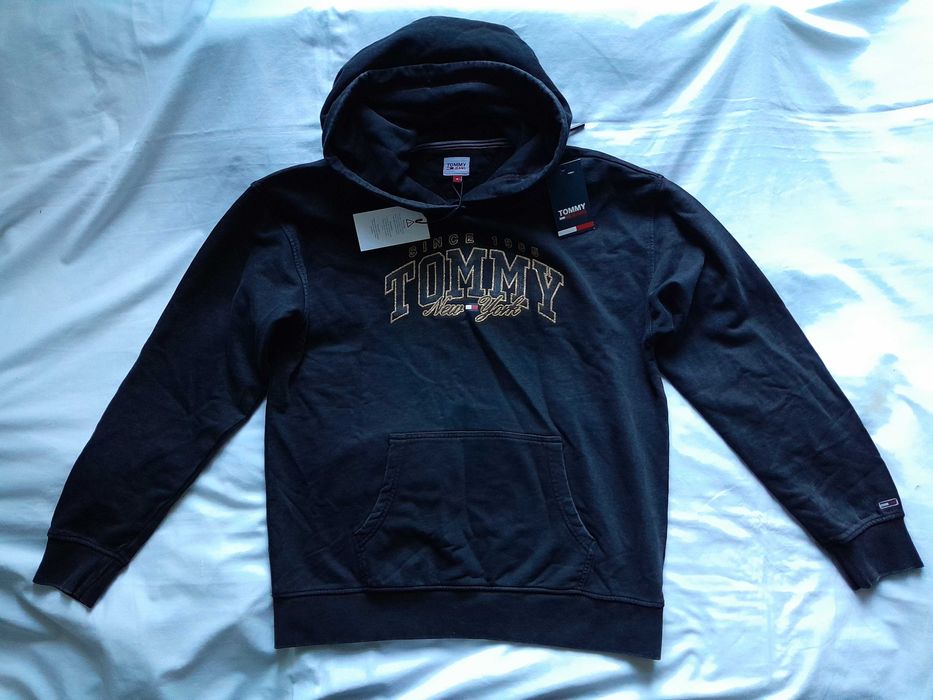 Sprzedam Bluzę Tommy Hilfiger Luxe Varsity Black Relaxed Fit