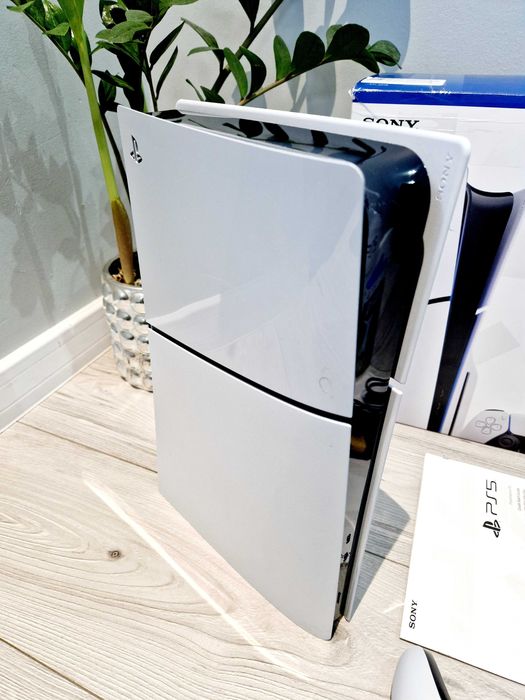 Ps5 Slim 1TB Gra  GW.Stan Idealny  Komplet PlayStation5
