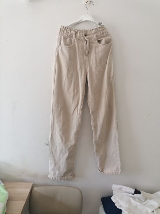 Calça bege pull&bear