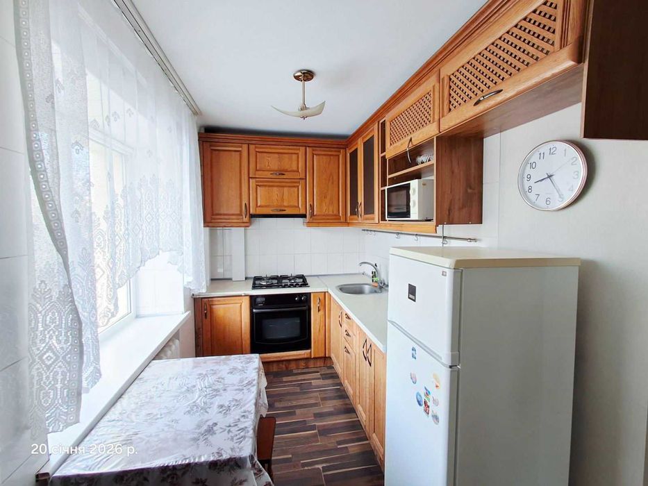 Оренда 2к квартири біля метро Виставковий центр. Голосіївський пр.