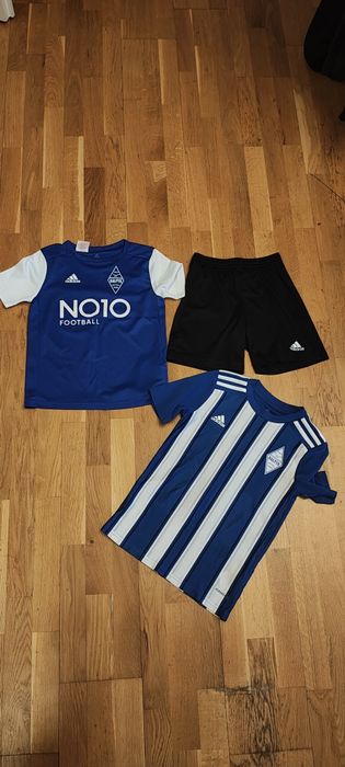 Zestaw koszulki i spodenki Bałtyk Gdynia rozm. 140cm