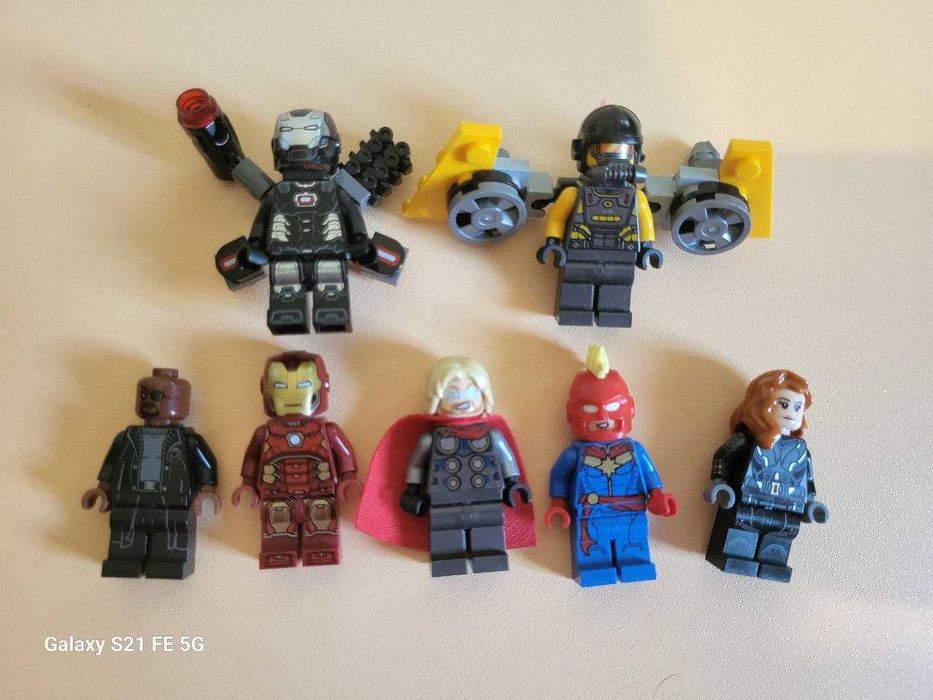 LEGO Super Heroes Marvel Месники: Гелікарріер (76153) орігінал Б/У