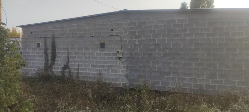 Продам гараж 8*6