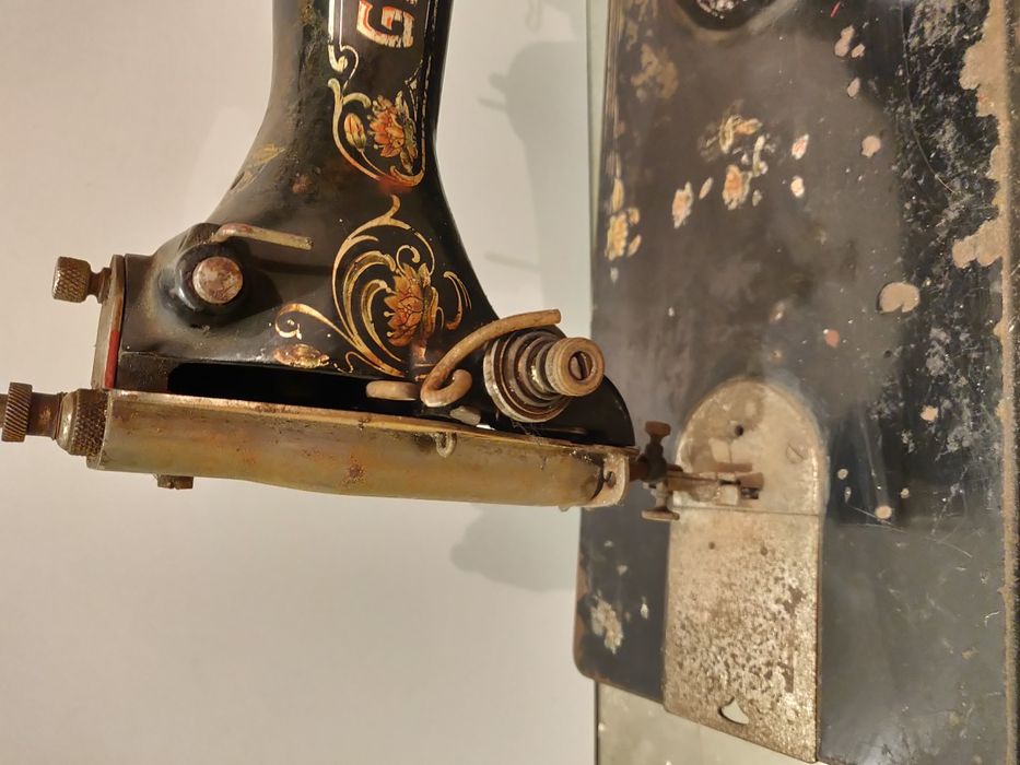 Stara zabytkowa maszyna do szycia Gritzner "V" 1915 r.