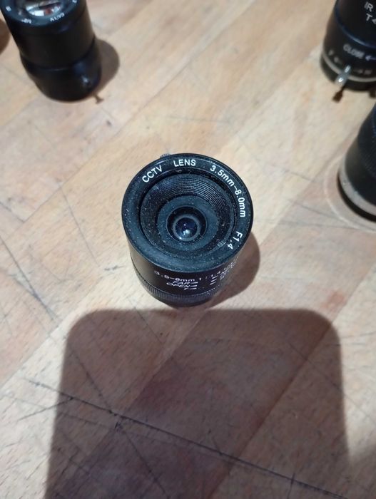 À venda lentes para câmaras de vigilância ou industriais