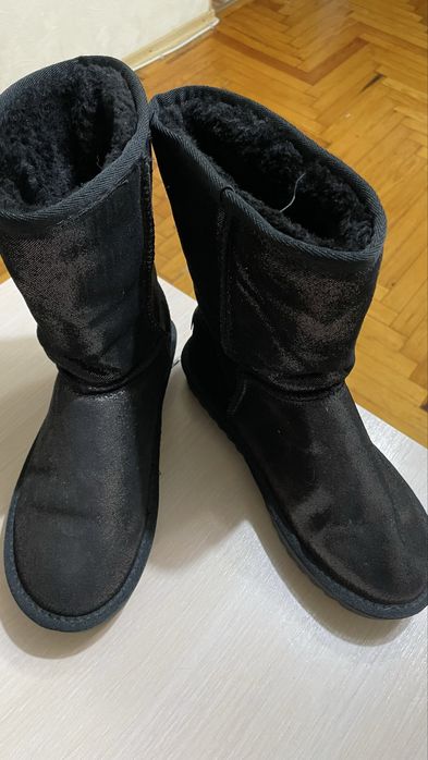 Чоботи Уггі Ugg теплі розмір 39/40(26-26.5 см)