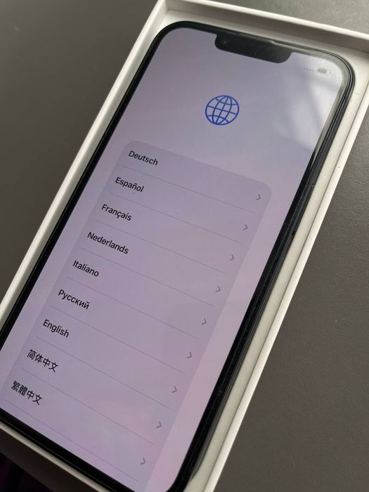 Продаю iPhone 13  б/у