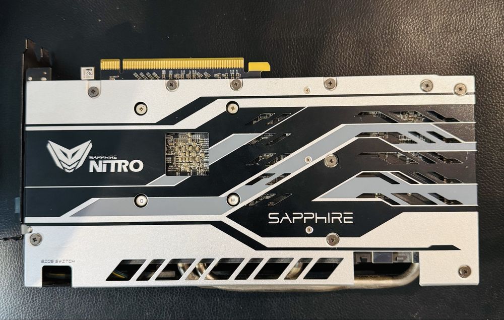 Placa gráfica Sapphire NITRO+ RX 590 8G G5