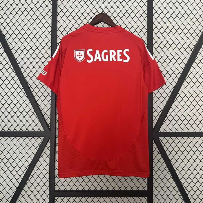 Equipamento de futebol Benfica 24/25