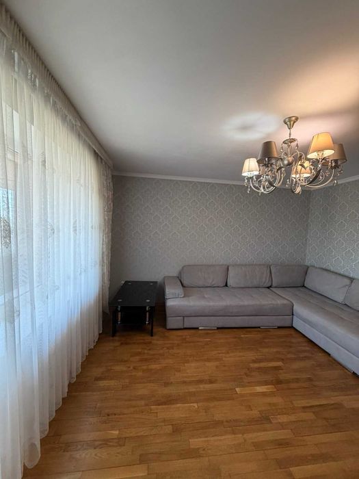 Продається 3кім квартира