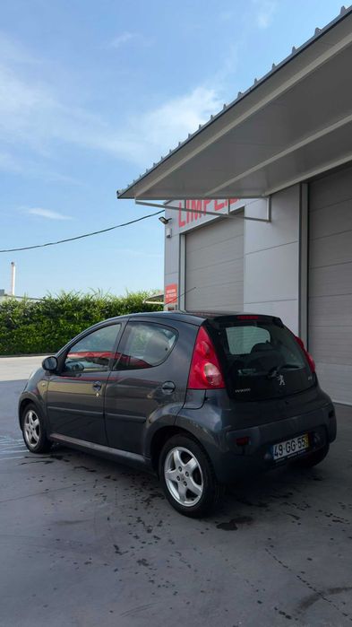 Peugeot 107 1.0 - 104000 km
