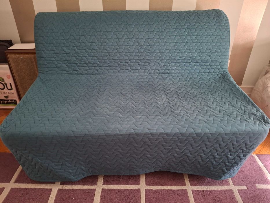Sofá-cama IKEA LYCKSELE com duas capas cinza e verde