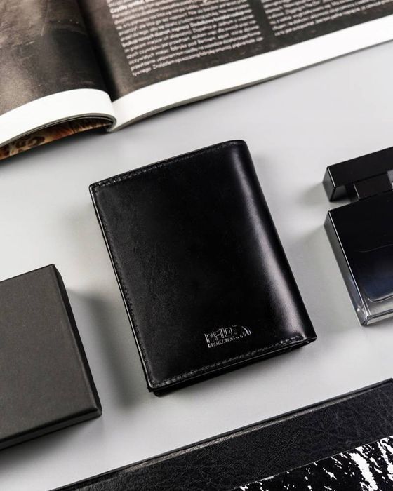 duży, skórzany portfel męski bez zapięcia - peterson