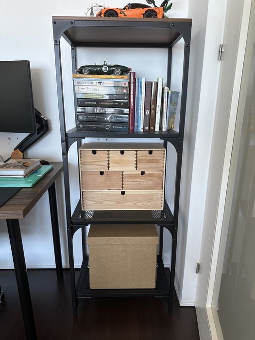 Estante Ikea FJÄLLBO