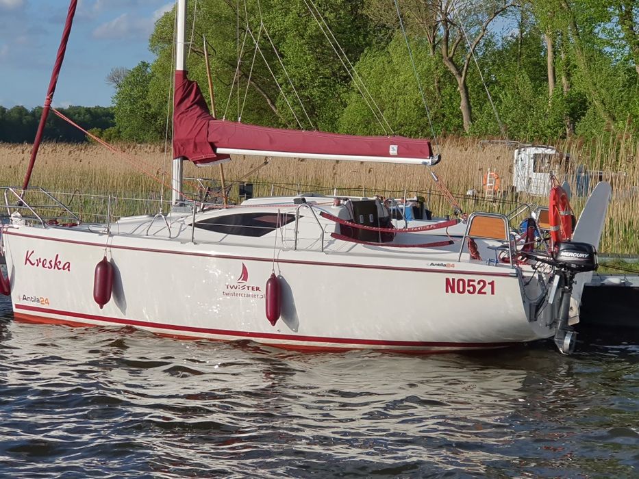 Czarter jachtów na Jezioraku, rejsy Iława Jeziorak