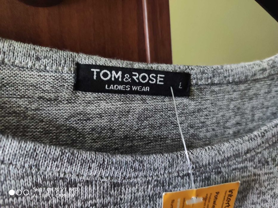 Sweter damski