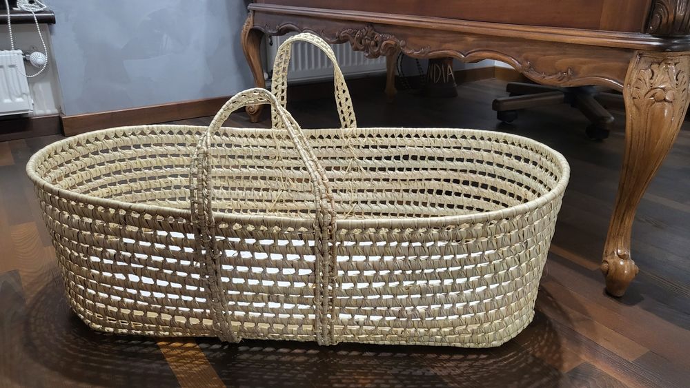 Плетёная люлька,плетена люлька,кошик Моісея