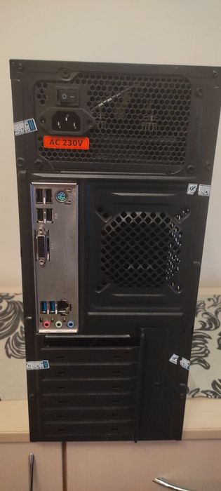 Intel Core i3-7100. Монитор Acer AL1511