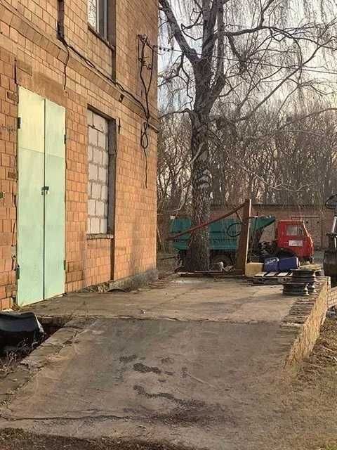 Продаж комплексних приміщень, вільного призначення у місті Чорнобай