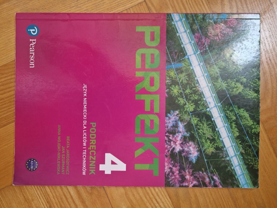 Podrecznik do j. Niemieckiego 4 klasa LO technikum