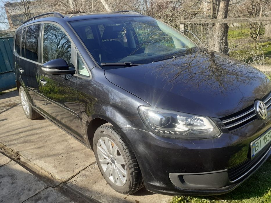 Volkswagen.ТОУРАН 2010г.1.6диз.