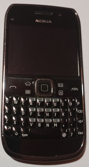 Nokia E6 używany tanio sprzedam