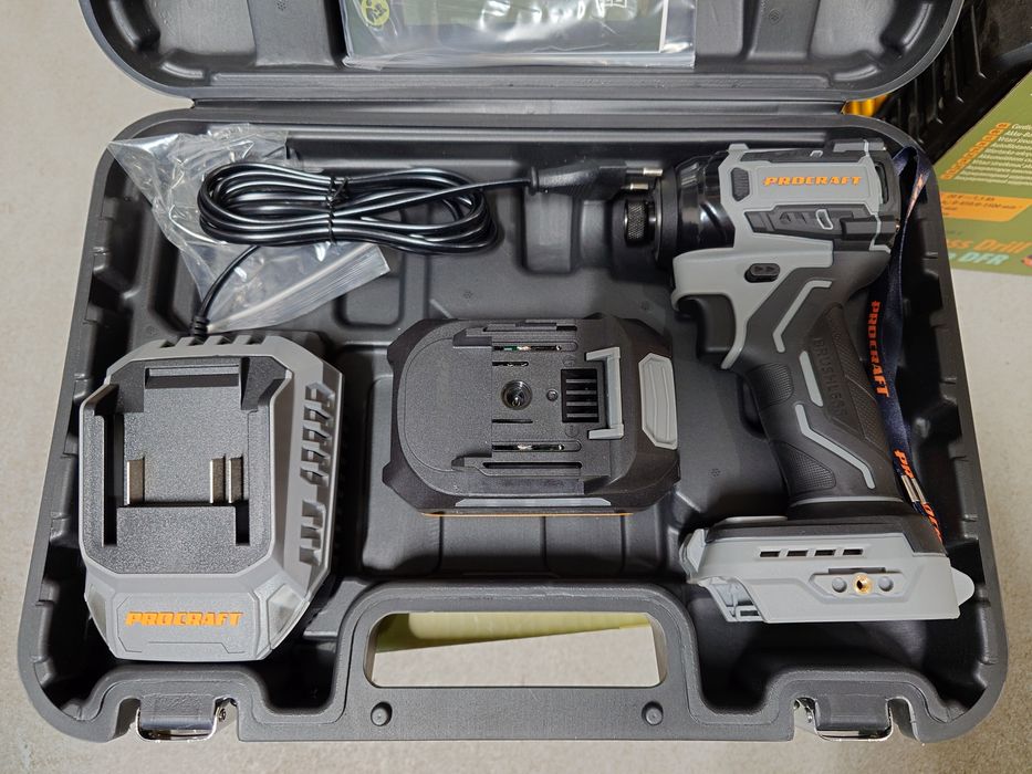 Акумуляторний гвинтоверт P_r_o_c_r_a_f_t I_n_d_u_s_t_r_i_a_l I_D_20_A
