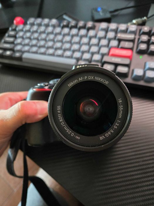 Дзеркальний фотоапарат Nikon D3300 Kit 18-55mm