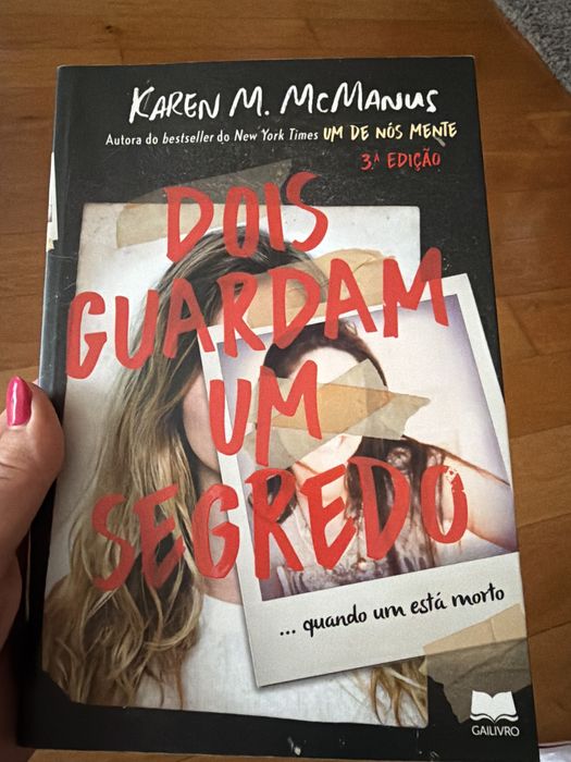 Dois guardam um segredo de Karen McManus