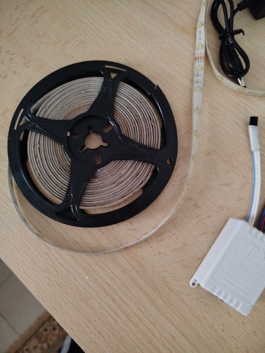 Fita LED Strip 6m c/ Controlo Remoto