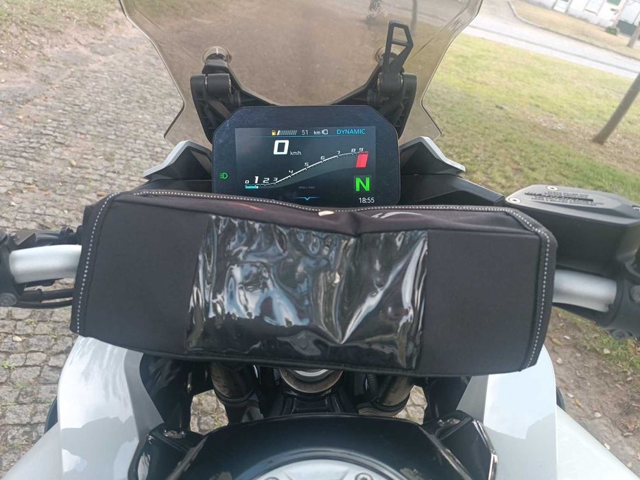 BMW F 900 XR M performance