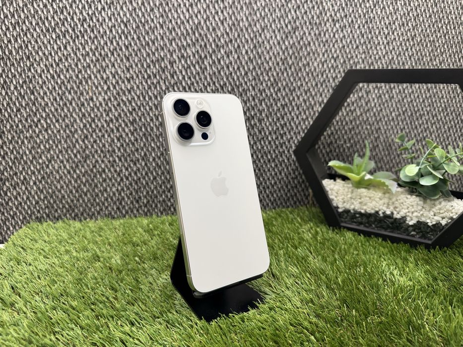 iPhone 15 Pro Max 256Gb АКБ 93% Neverlock White Titanium Айфон