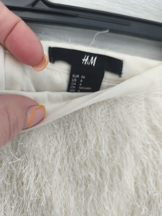Efektowna spódnica H&M